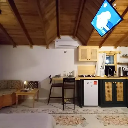 Eden Garden Olive House بيت للعطل *